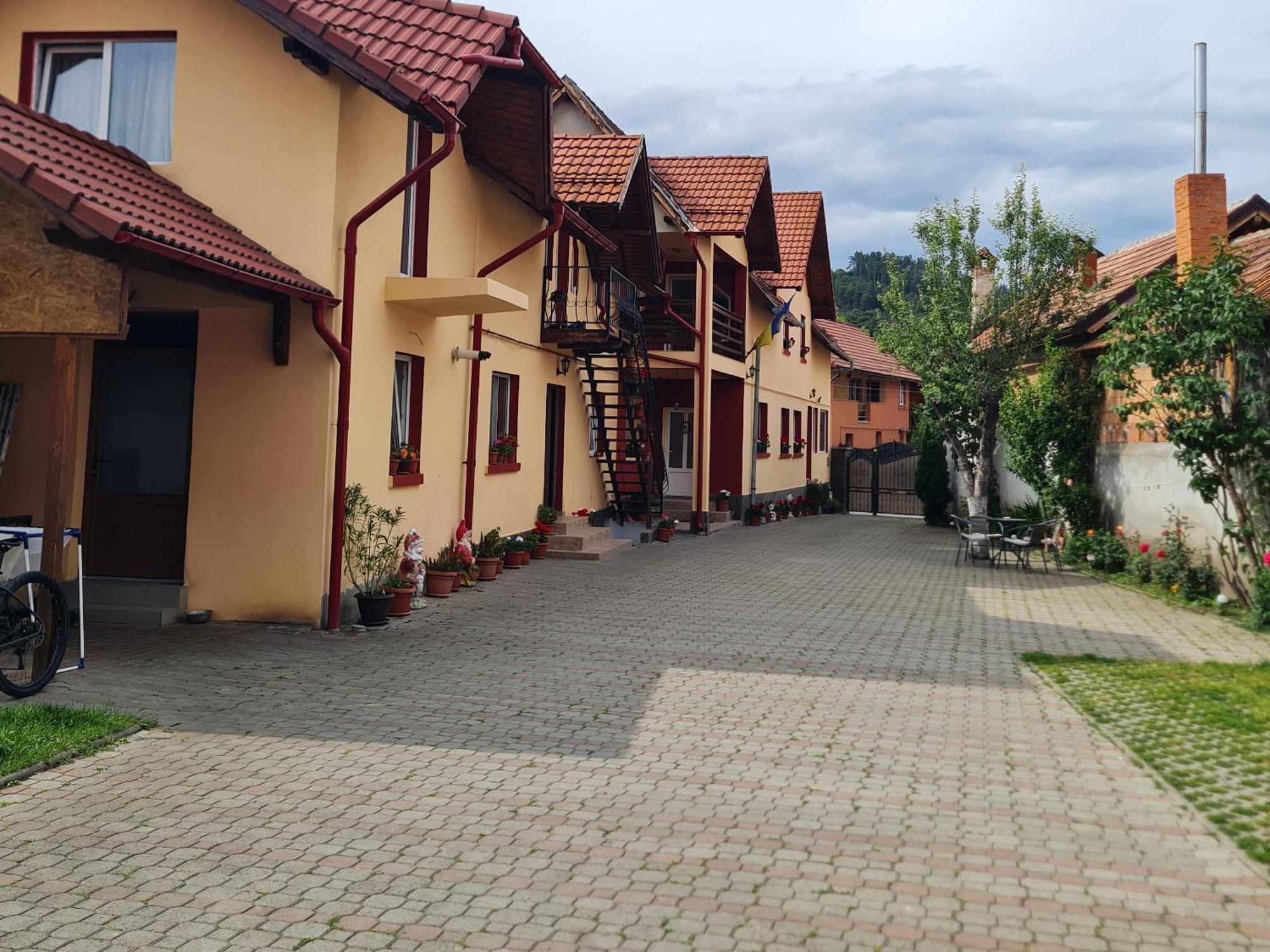 Vila Vladut Zărneşti Exteriér fotografie